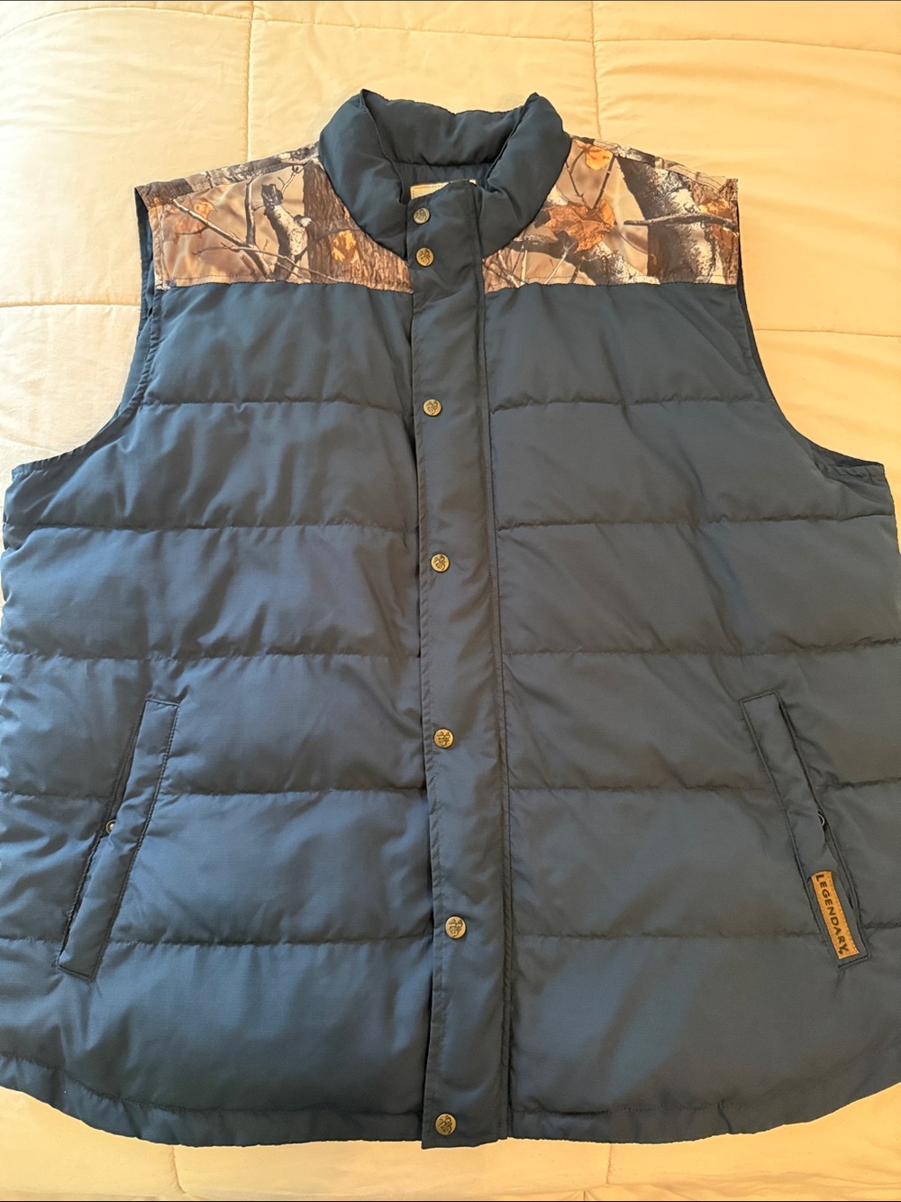Legendary Whitetails Navy & Camo Print Quilted Puffer Vest